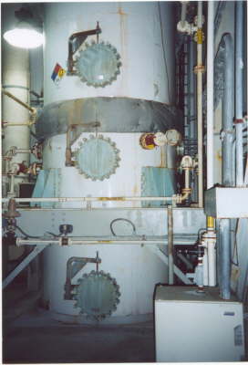 Bromine stripper column